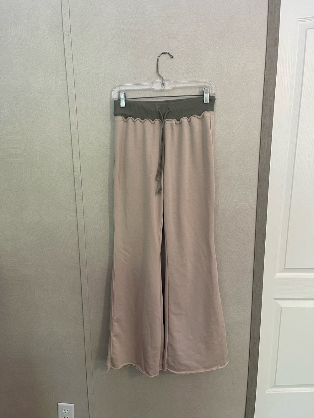 Y2K-Retro Hidden Cult Sweatpants